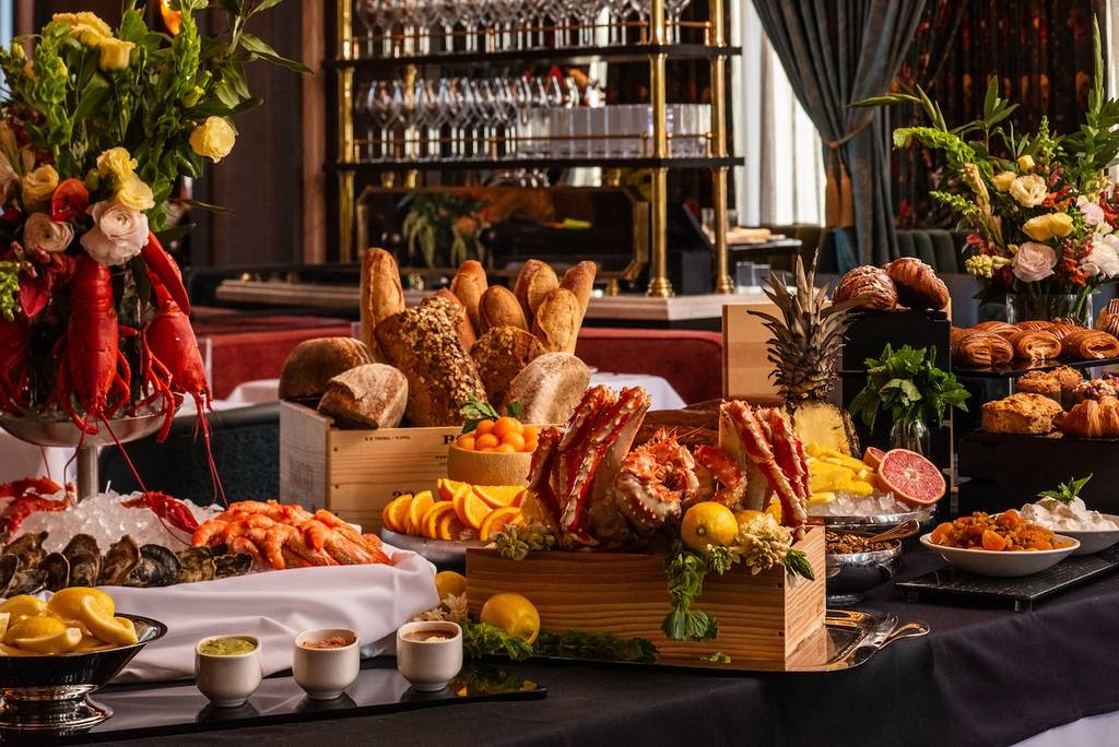 Buffet de brunch de Pascua de The Alston