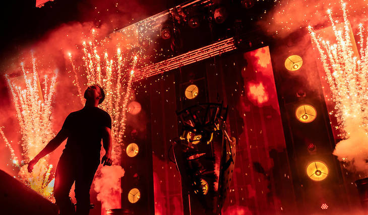 Champions Of Magic Brings A Broadway-Scale Illusion Show To Chicago’s 600-Seat Historic Studebaker Theater In June