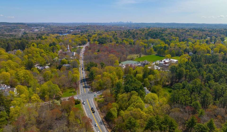 Con una extensión de 3365 millas desde Boston hasta el Pacífico, la autopista más larga del país cuenta con un tramo enorme que atraviesa Illinois