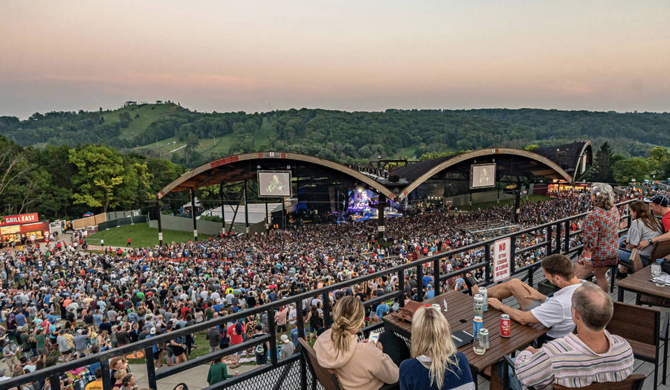 A solo una hora y media de Chicago: el emblemático «megaconcierto» de Norteamérica se prepara para su mejor temporada de verano hasta la fecha