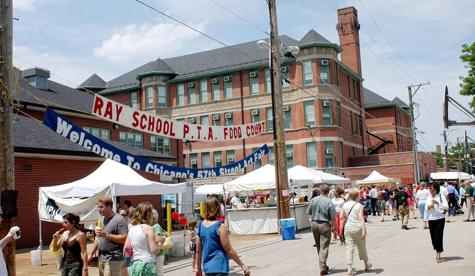 The Midwest’s oldest art fair is returning to Chicago next month — and entry to see 200+ artists is completely free