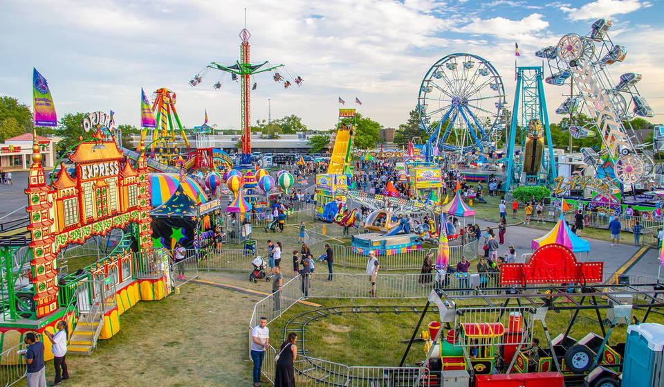 1 hour from Chicago: this small town is hosting a massive four-day holiday festival this weekend—complete with a full outdoor carnival midway