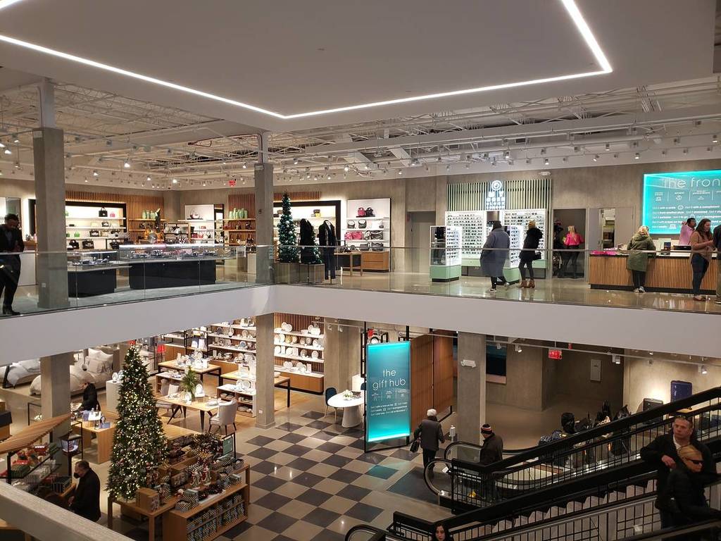 Old Orchard Shopping Center Mall, Bloomie's by Bloomingdale's Department store interior