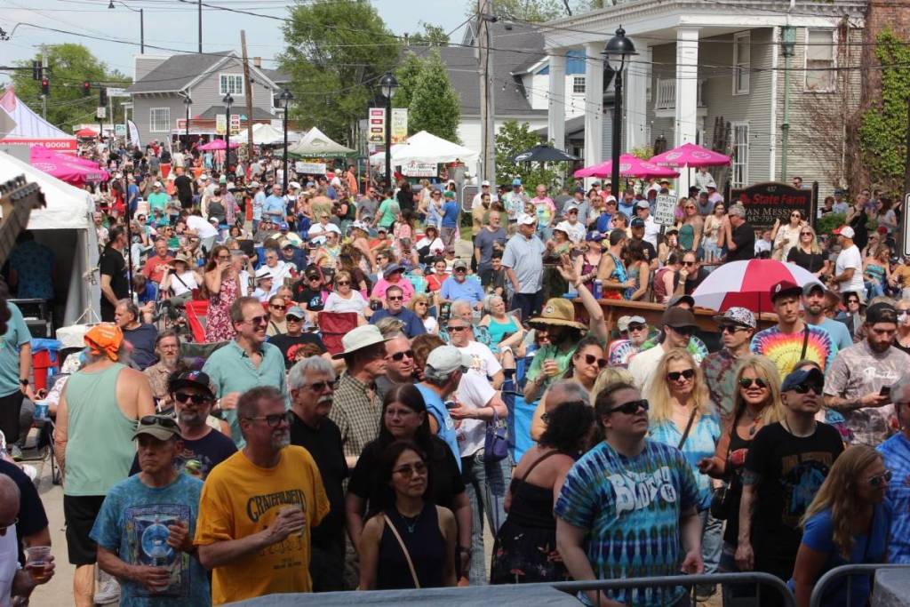 Esta encantadora localidad de Illinois celebra este fin de semana un gran festival de la fresa de tres días de duración