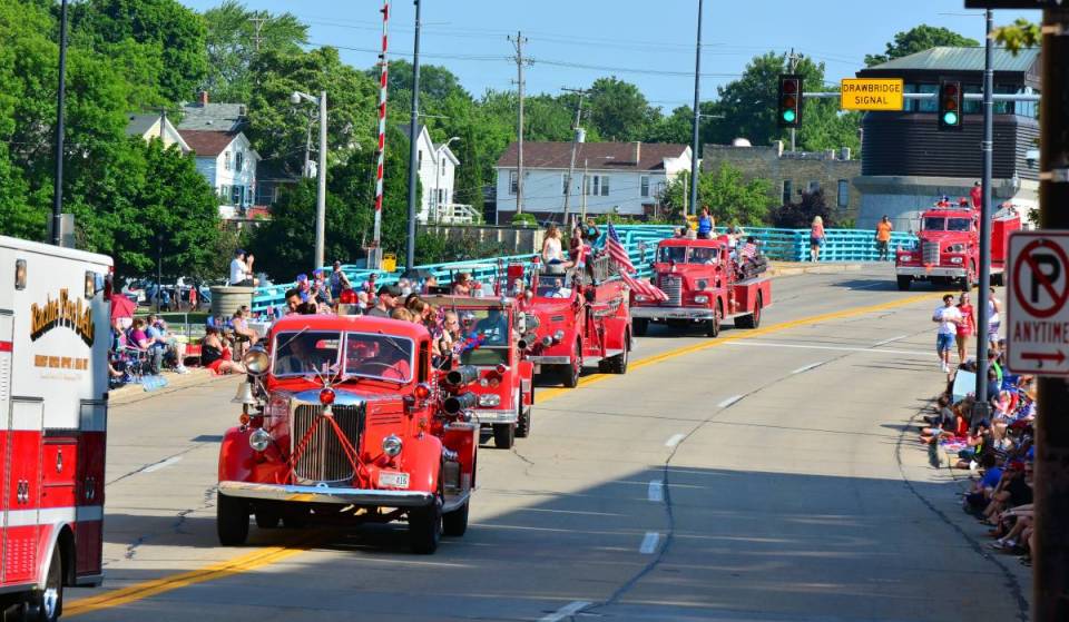 1 hour from Chicago: this historic town hosts the longest Fourth of July parade in the Midwest this weekend—spanning a 2.6-mile route