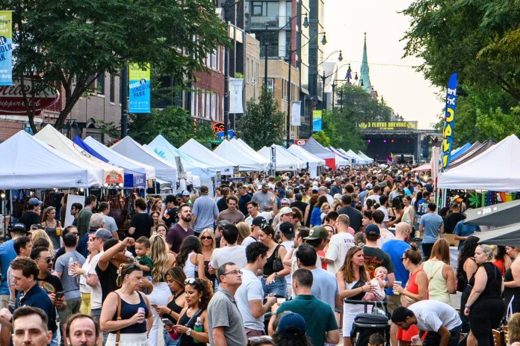 Taste of Lincoln Avenue, Lincoln Park
