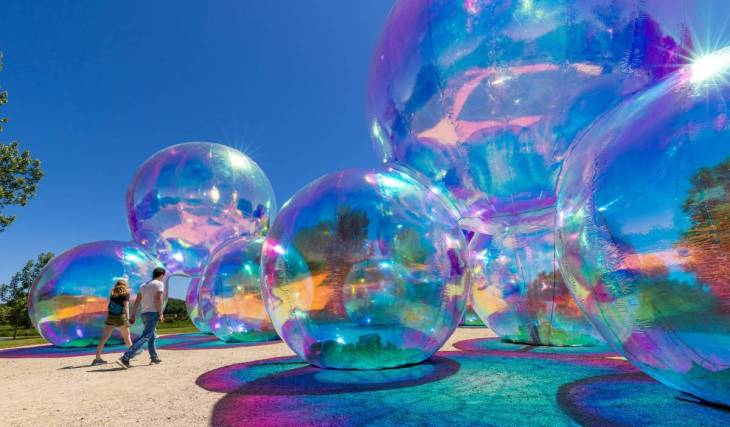 1 hour from Chicago—you can see this massive, iridescent bubble installation, which marks its first-ever appearance in a U.S. botanical garden