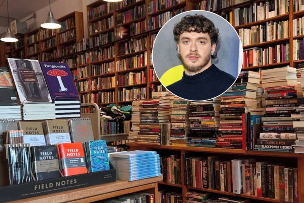 Jack Harlow is hosting a free book giveaway at one of Chicago’s most unusual bookstores this weekend