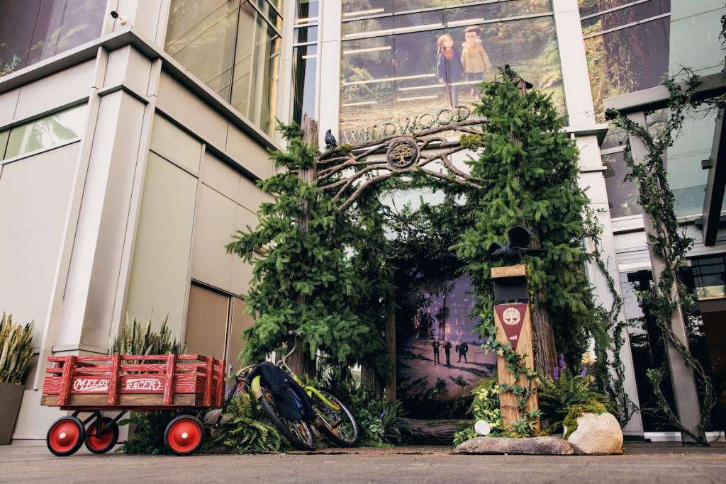 An interactive portal experience is popping up in downtown Chicago this weekend