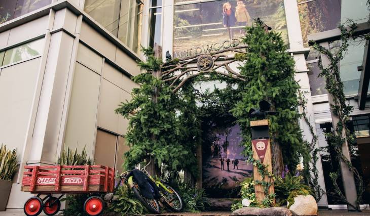 An interactive portal experience is popping up in downtown Chicago this weekend
