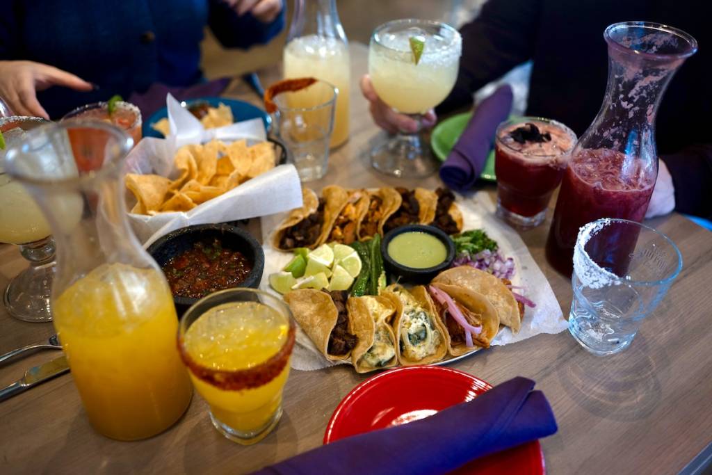 Plato de tacos callejeros de Fat Rosie's
