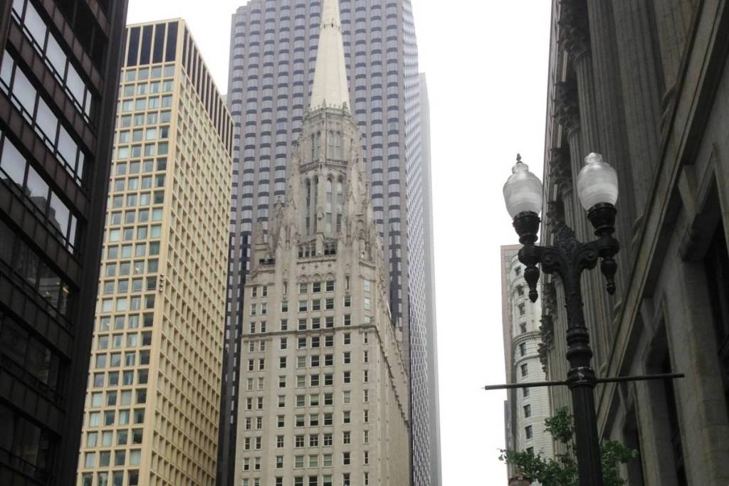Chicago Temple Building, a 23-story skyscraper on W Washington St.