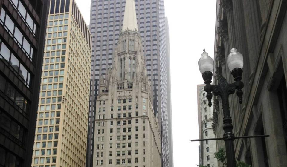 In 1952, a Chicago skyscraper opened a chapel 400 feet in the air; today, the Sky Chapel still offers views over Clark Street