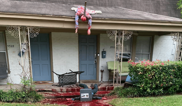 Hyperreal Halloween Yard Display In Texas Summons Multiple Police Visits