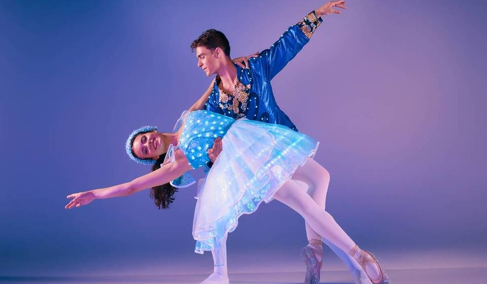 This Intimate New Ballet Performance Is Taking Over Cleveland — And It’s Designed To Be Enjoyed Under Glowing Lights
