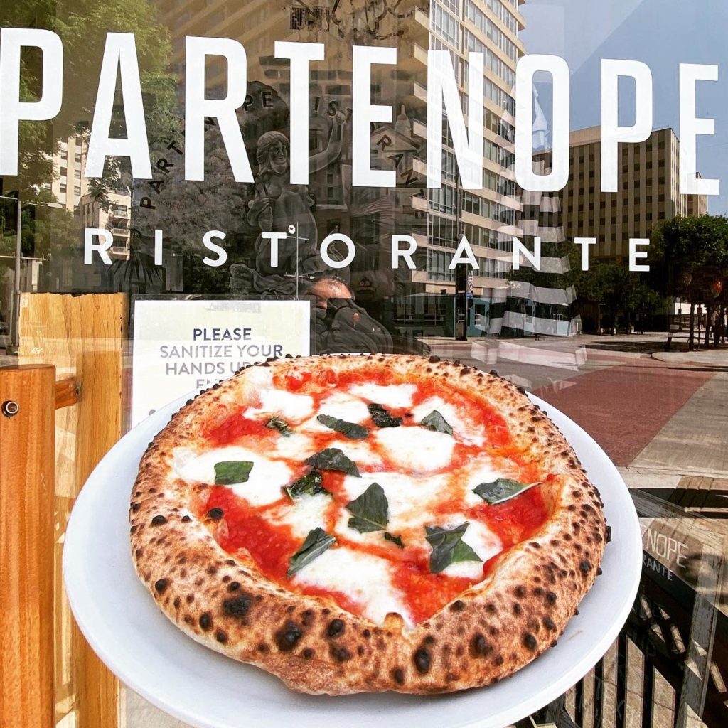 Margarita pizza outside Partenope Ristorante in Dallas