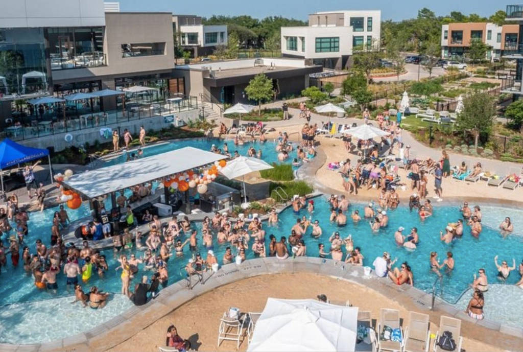 Image showing the pool at Dallas Village Beach Club