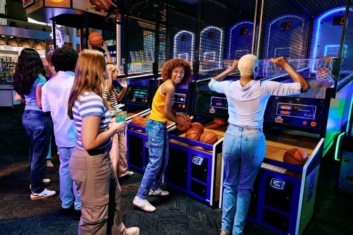 Dave and Buster's visitors