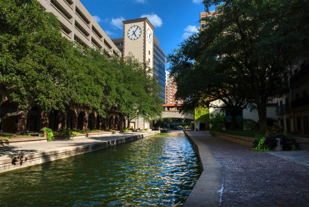 Image shows the Mandalay Canal in Las Colinas.