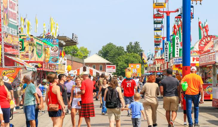 Esta enorme feria de 10 días vuelve cerca de Dallas en agosto con rodeos de la PRCA, atracciones de feria y la clásica comida típica de las ferias de Texas