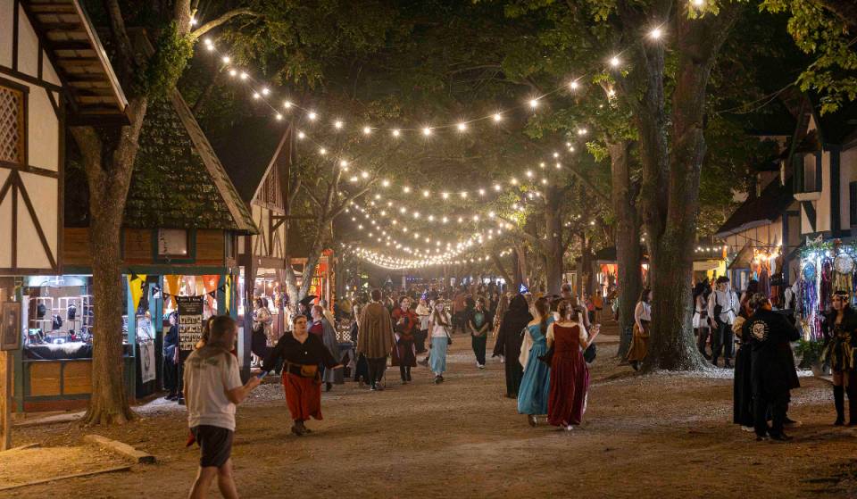 This weekend, an award-winning Renaissance Festival with +200 artisan vendors returns 45 minutes from Dallas