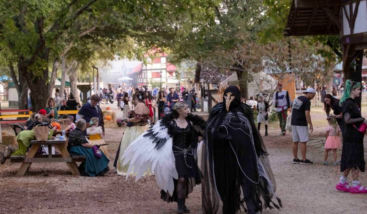El mes que viene, una enorme feria renacentista con más de 200 puestos artesanales situada a solo 45 minutos de Dallas
