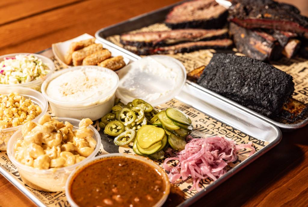 La imagen muestra un plato de Kafi BBQ.