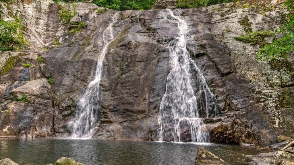 Lower Whiteoak Falls in Shenandoah National Park