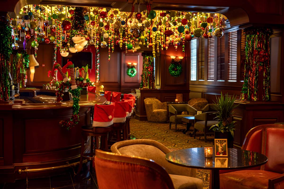 Blitzen's holiday pop-up bar decor
