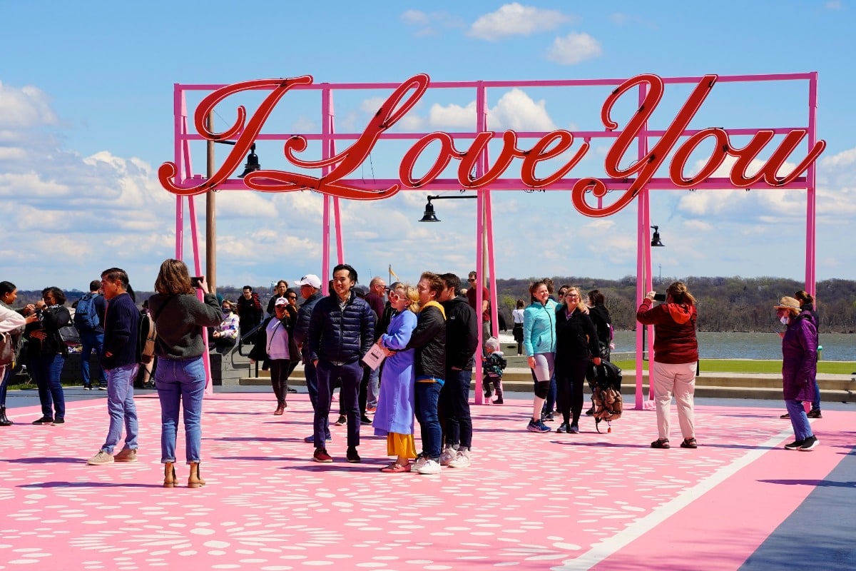 5 Pretty Villages Near D.C. That Feel Right Out Of A Storybook