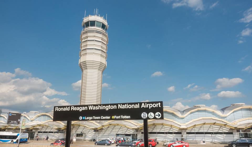 Lost &amp; Unclaimed Bags Begin To Pile Up At Airports Around D.C. As Flight Delays &amp; Cancellations Continue To Rise – How To Track Down &amp; Recover Your Luggage