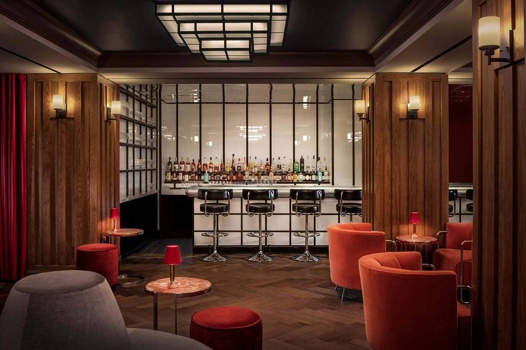 Silver Lyan bar in washington dc