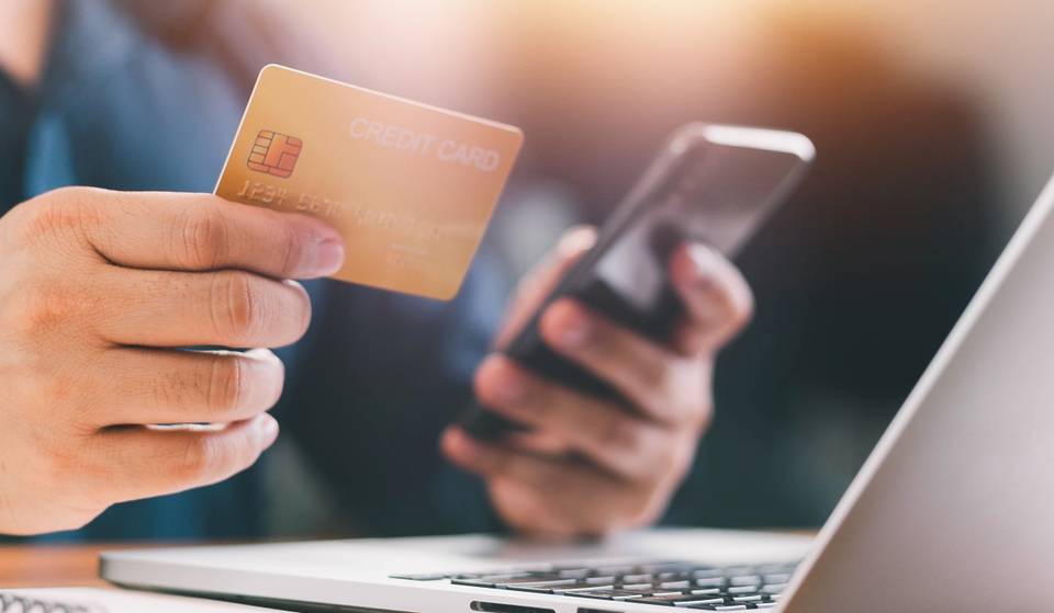 These Tech Classes Around Washington, D.C. Are Helping Seniors And Elderly Parents Avoid Online Scams This Holiday Season
