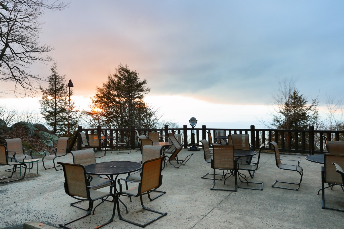 This 105-Mile Scenic Drive In VA Is 'The Experience Of A Lifetime'