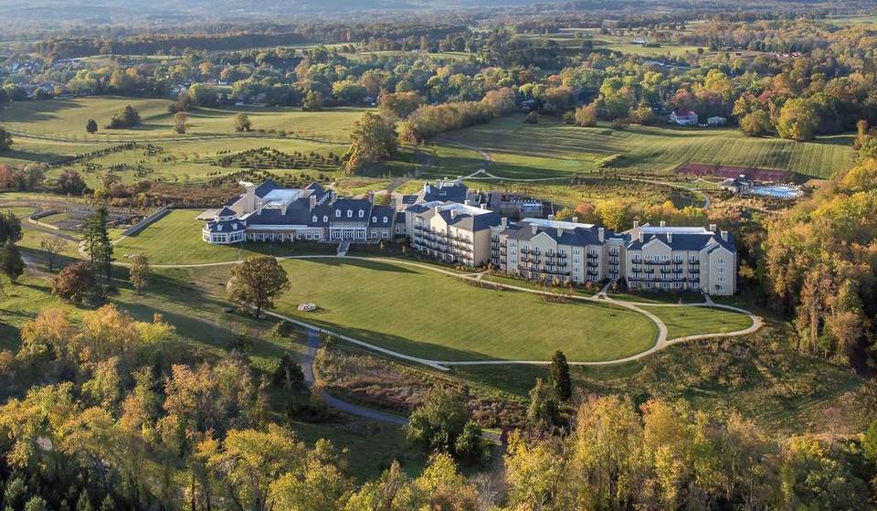 This Virginia Wine Country Resort An Hour’s Drive From D.C. Was Just Awarded 5 Stars In Three Categories By The 2026 Forbes Travel Guide For Its Hotel, Restaurant, &amp; Spa