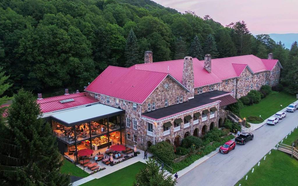 You Can Take Dance Lessons At The Very Lodge Where ‘Dirty Dancing’ Was Filmed Just A Few Hours Away From The District