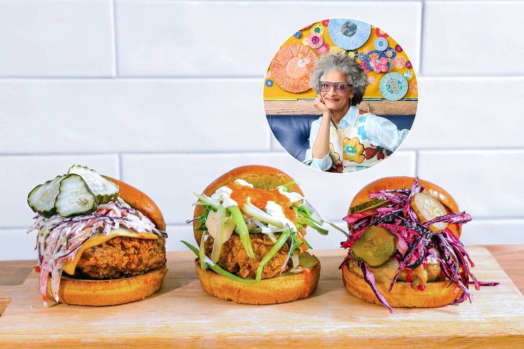 chicken sandwiches at bumblebirds