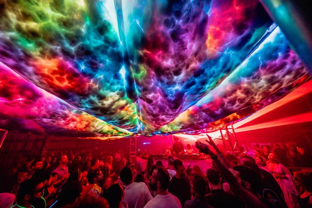 The Fluffy Cloud dance party