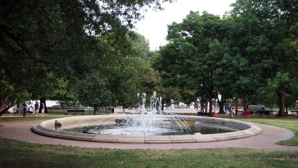 Lafayette Park fountain