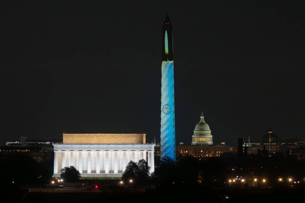 washington monument illumination