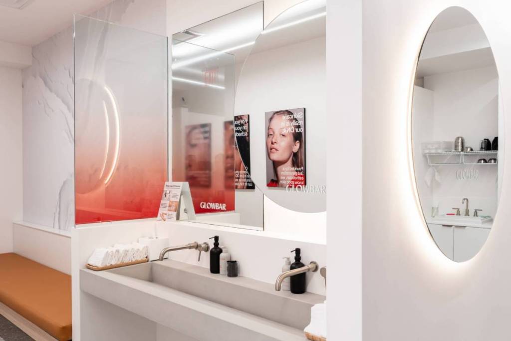 Glowbar studio