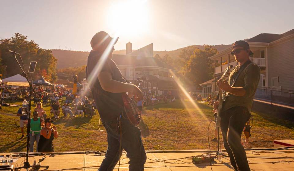 This Virginia mountain resort is hosting a fall festival in the midst of peak fall foliage season — The ideal trip for a picture-perfect Shenandoah escape