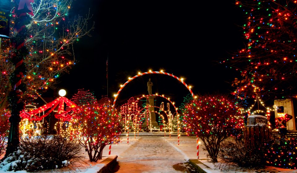 Get Ready For A Campier, Quirkier Camp Christmas At The Heritage Lakewood Belmark Park