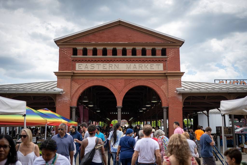 eastern market detroit main entrance