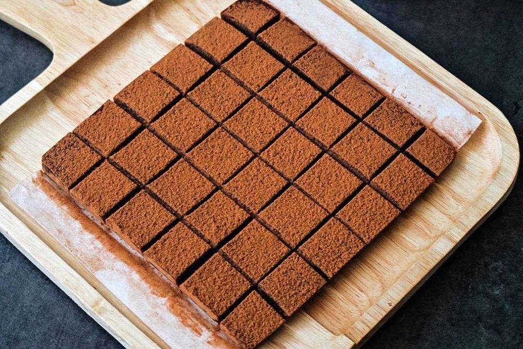 Nama chocolate from the kakao guy is one of the best chocolate desserts in Dubai