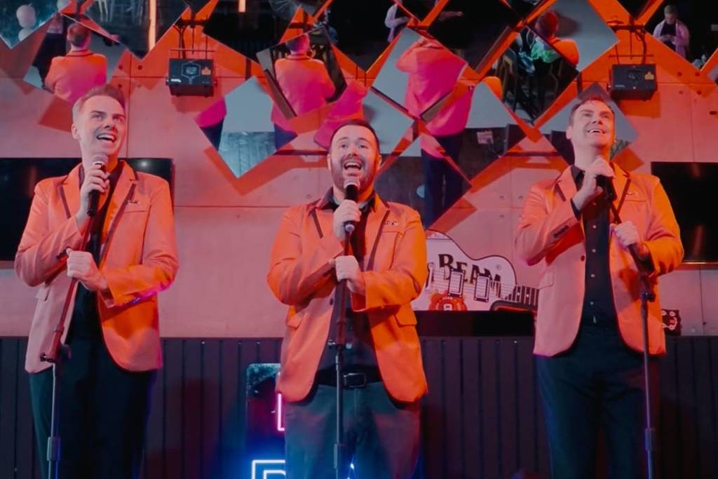 Performers singing at Lucky Voice MTROX brunches every weekend in Dubai