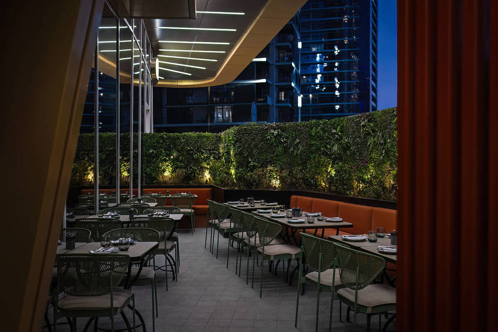 This restaurant is hosting a mixology masterclass for cocktails in Dubai