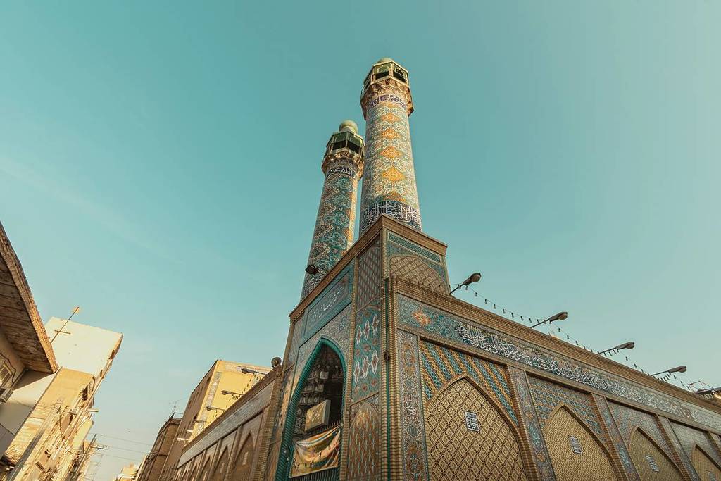 Una moschea negli Emirati Arabi Uniti prima del Ramadan 2026