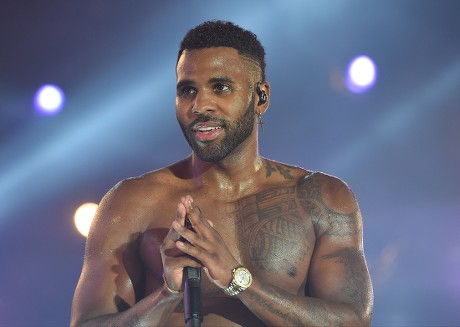 Jason Derulo sera la tête d'affiche de la Dubai World Cup 2026