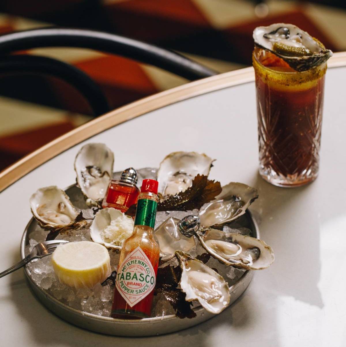 maine street eatery studio city dubai - el mejor restaurante de marisco de Dubái